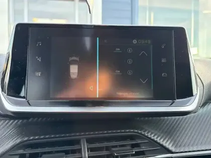 Photo 14 Peugeot 208  Electrique 50 kWh 136ch