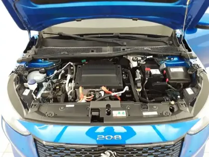 Photo 43 Peugeot 208  Electrique 50 kWh 136ch