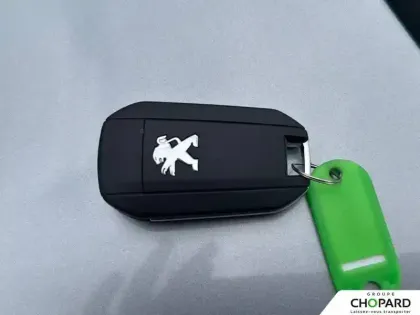 Photo 20 Peugeot 208  PureTech 75 S&S BVM5