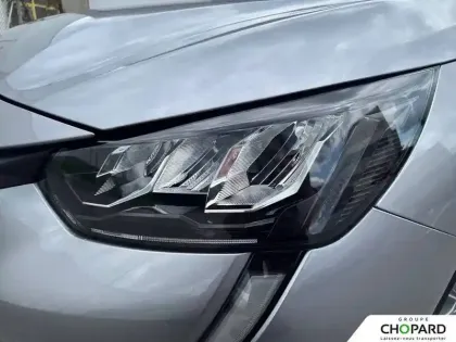 Photo 26 Peugeot 208  PureTech 75 S&S BVM5