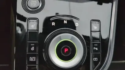 Photo 16 Kia Niro  1.6 GDi 141 ch HEV DCT6