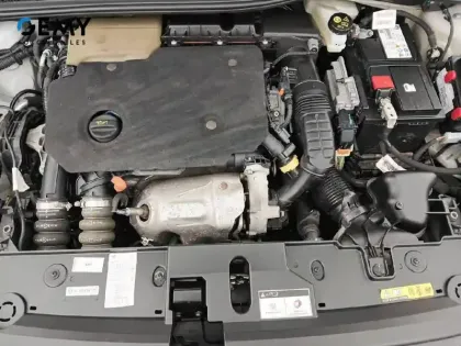 Photo 11 Peugeot 208  BlueHDi 100 S&S BVM6