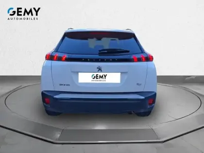 Photo 36 Peugeot 2008  PureTech 100 S&S BVM6