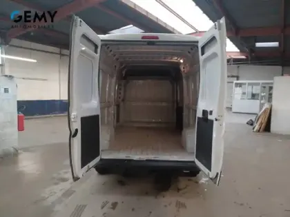 Photo 5 Peugeot Boxer  TOLE 3.3 T L3H2 BLUEHDI 140 S&S BVM6