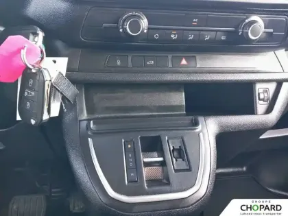 Photo 20 Peugeot Expert  FGN M BLUEHDI 180 S&S EAT8