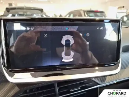 Photo 65 Peugeot 2008  Hybrid 145 e-DCS6