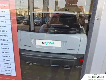 Photo 54 Peugeot 2008  Hybrid 145 e-DCS6