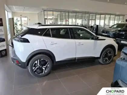 Photo 46 Peugeot 2008  Hybrid 145 e-DCS6