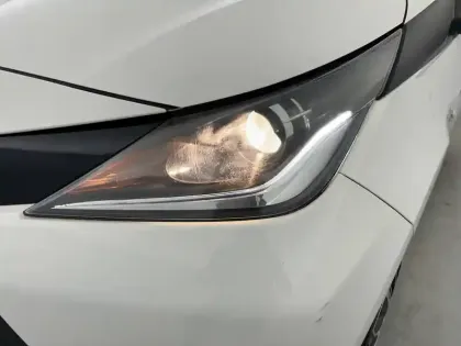 Photo 20 Toyota Aygo  1.0 VVT-i