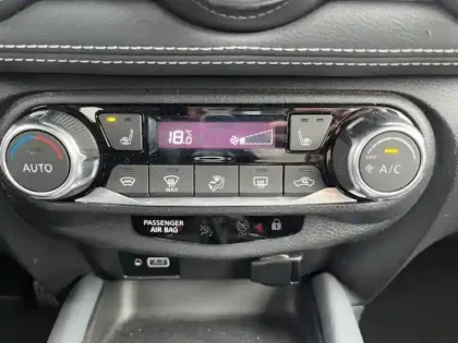 Photo 9 Nissan Juke  DIG-T 114