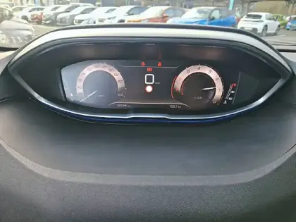 Photo 9 Peugeot 3008  Puretech 130ch S&S BVM6