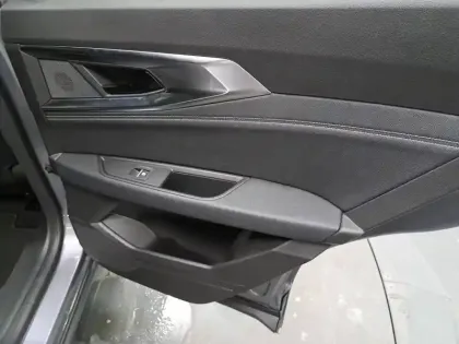 Photo 24 Renault Austral  mild hybrid 160 auto