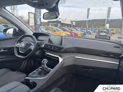 Photo 33 Peugeot 5008  PureTech 130ch S&S BVM6