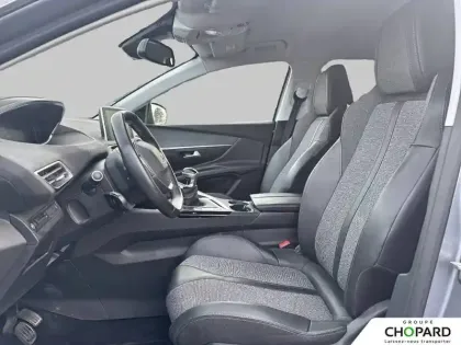 Photo 10 Peugeot 5008  PureTech 130ch S&S BVM6