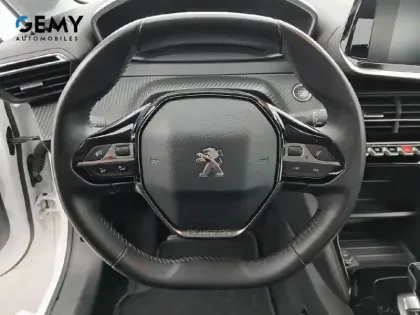 Photo 12 Peugeot 208  Electrique 50 kWh 136ch