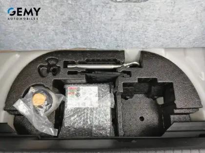 Photo 20 Peugeot 208  Electrique 50 kWh 136ch