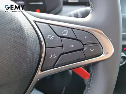 Photo 17 Renault Clio  E-Tech full hybrid 145 ch GSR2