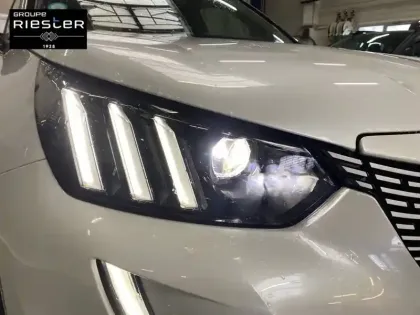 Photo 15 Peugeot 2008  Electrique 136 ch