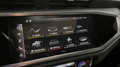 Photo 11 Audi Q3  45 TFSIe 245 ch S tronic 6