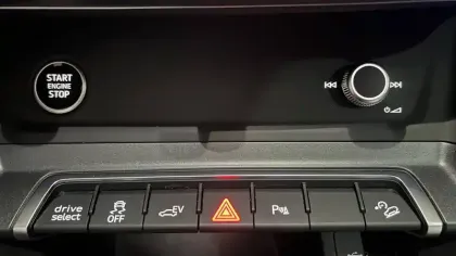 Photo 9 Audi Q3  45 TFSIe 245 ch S tronic 6