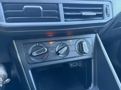 Photo 17 Volkswagen Polo  1.0 TSI 95 S&S BVM5