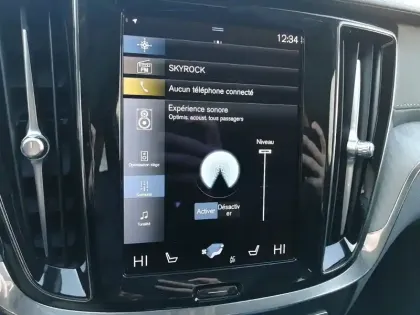 Photo 27 Volvo V60  T6 AWD Recharge 253 ch + 87 ch Geartronic 8