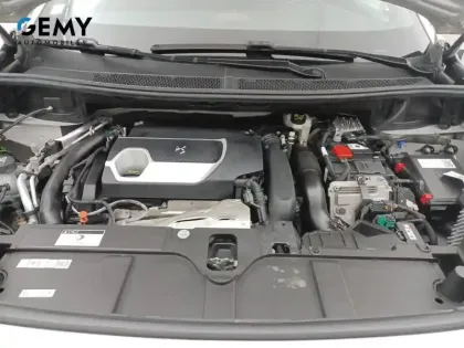Photo 82 DS DS 7 DS7 Crossback Hybride E-Tense 225 EAT8