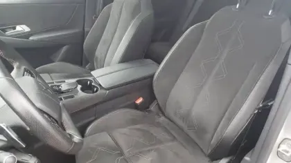 Photo 12 DS Ds 7 DS7 Crossback Hybride E-Tense 225 EAT8