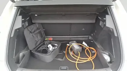 Photo 8 DS Ds 7 DS7 Crossback Hybride E-Tense 225 EAT8