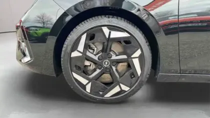 Photo 5 Opel Astra  Hybride Rechargeable 225 ch BVA8