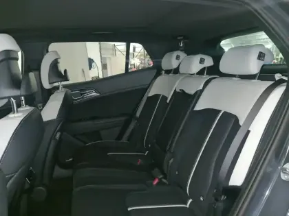 Photo 10 Kia Sportage Gén. V Ph2 GT-line 5