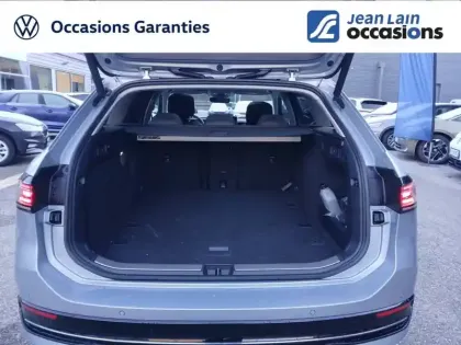 Photo 13 Volkswagen Passat  1.5 eTSI OPF 150 DSG7