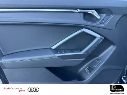 Photo 9 Audi Q3  45 TFSIe 245 ch S tronic 6