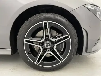 Photo 12 Mercedes CLA  Coupé 250 e 8G-DCT