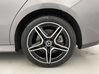 Photo 16 Mercedes CLA  Coupé 250 e 8G-DCT