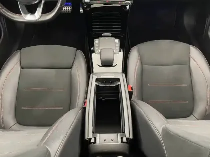 Photo 32 Mercedes CLA  Coupé 250 e 8G-DCT