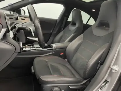 Photo 14 Mercedes CLA  Coupé 250 e 8G-DCT