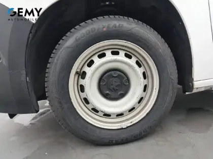 Photo 10 Peugeot Partner  FOURGON STANDARD 650 KG BLUEHDI 75 BVM5