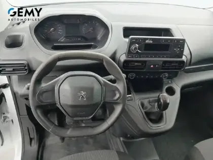 Photo 7 Peugeot Partner  FOURGON STANDARD 650 KG BLUEHDI 75 BVM5