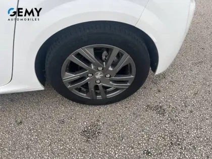 Photo 10 Peugeot 208  PureTech 100 S&S BVM6