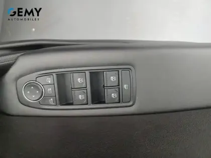 Photo 18 Renault Captur  TCe 90 - 21