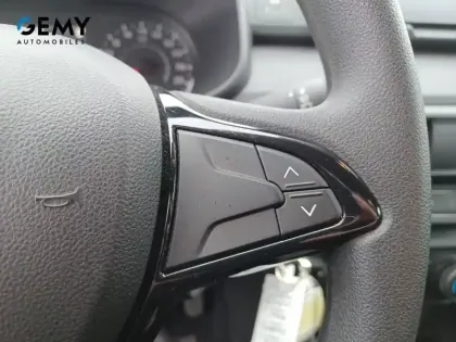 Photo 14 Dacia Sandero  SCe 65