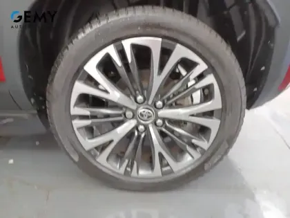 Photo 10 Toyota Yaris  Cross Hybride 116h AWD-i