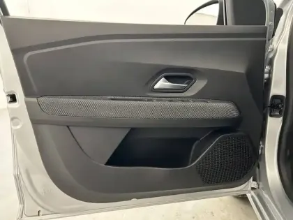 Photo 19 Dacia Sandero  ECO-G 100 - 22