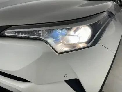 Photo 57 Toyota C-HR  Pro Hybride 122h