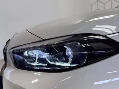 Photo 12 BMW Serie 1 118d 150 ch BVA8