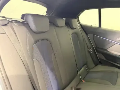 Photo 34 BMW Serie 1 118d 150 ch BVA8