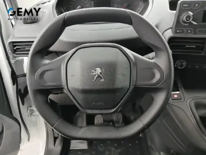 Photo 12 Peugeot Partner  FOURGON STANDARD 650 KG BLUEHDI 75 BVM5