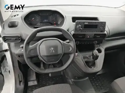 Photo 7 Peugeot Partner  FOURGON STANDARD 650 KG BLUEHDI 75 BVM5