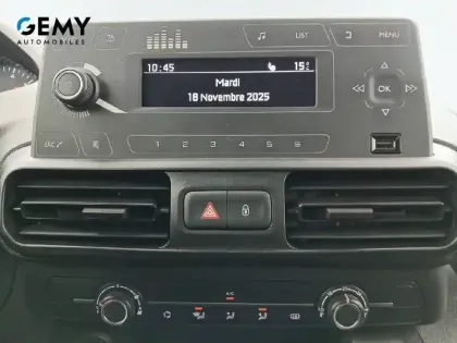 Photo 14 Peugeot Partner  FOURGON STANDARD 650 KG BLUEHDI 75 BVM5